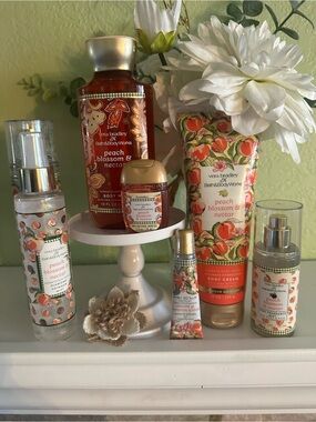 Vera Bradley Peach Blossom & Nectar Fragrance Mist - Peach Pattern